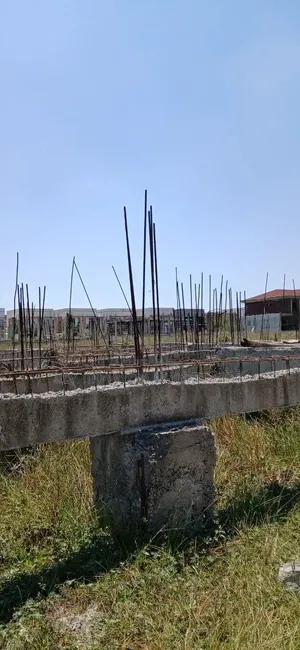 1000 ካሬ.ሜትር ለጅ+1 መሠረት የወጣለት ለገጣፎ ስስድ ሪልስተት ግብ ኮምፋውንድ ውስጥ