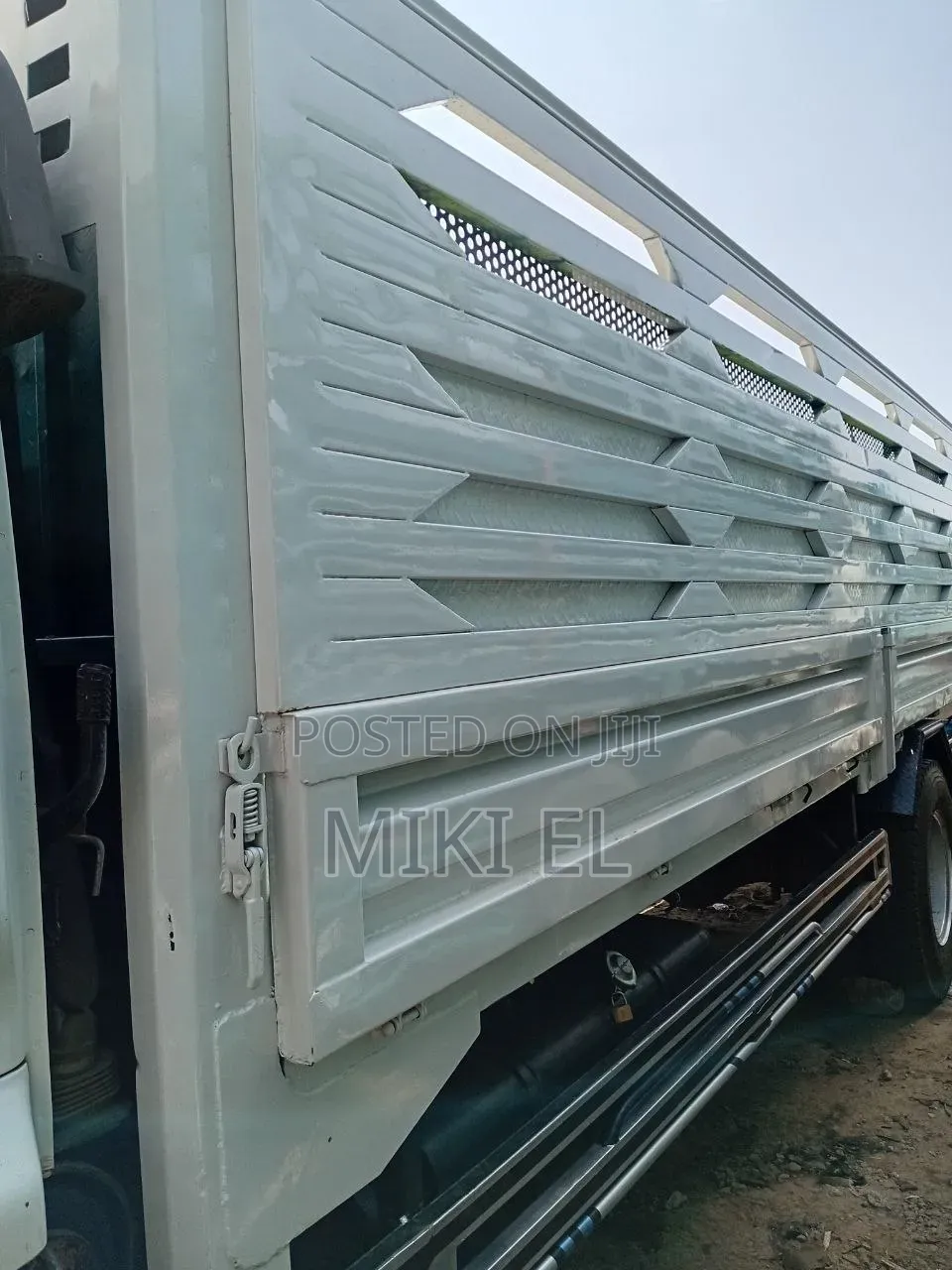 Isuzu Truck