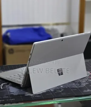 New Laptop Microsoft Surface Pro 7+ 16GB Intel Core i5 SSD 256GB