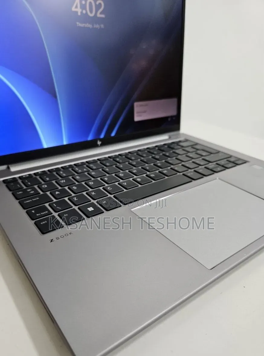 New Laptop HP ZBook Firefly 14 G10 16GB Intel Core i5 SSD 512GB