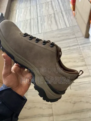 Premium Leather Outdoor Hiking Shoes( 40 - 44)