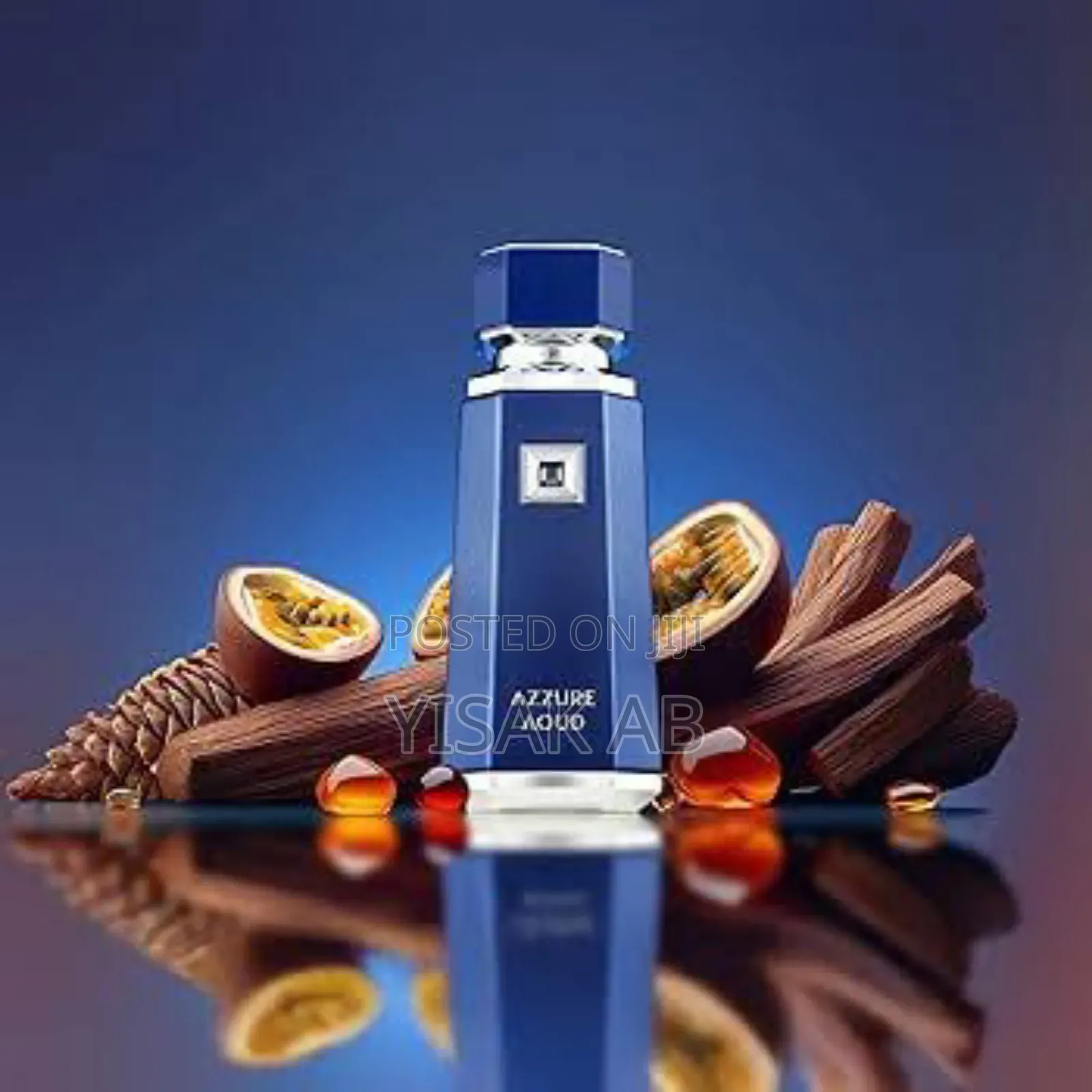Azzure Aoud by French Avenue
