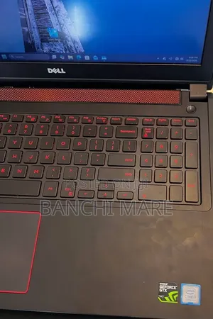 New Laptop Dell Inspiron 15 5577 16GB Intel Core i7 SSD 512GB