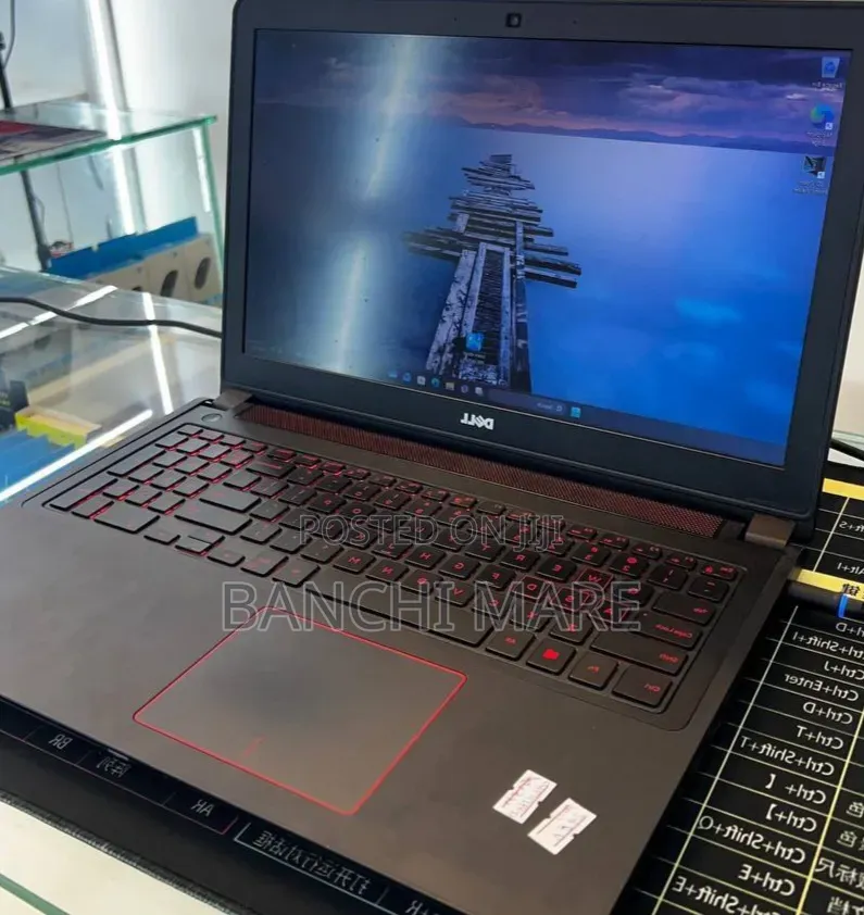 New Laptop Dell Inspiron 15 5577 16GB Intel Core i7 SSD 512GB