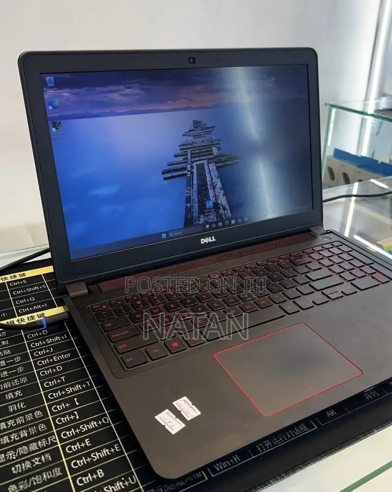 New Laptop Dell Inspiron 15 5577 16GB Intel Core i7 SSD 512GB