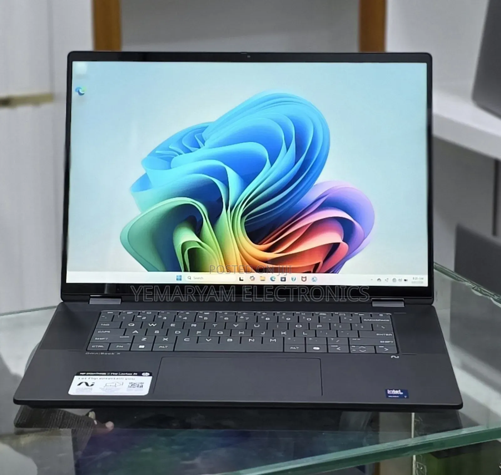 New Laptop HP OmniBook Ultra Flip 16" 16GB Intel Core Ultra 7 SSD 1T