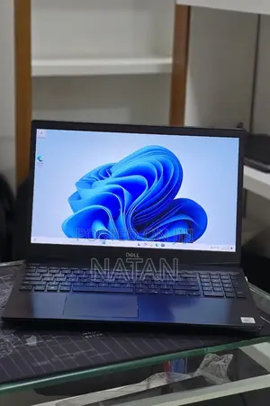 New Laptop Dell G15 5510 16GB Intel Core i7 SSD 512GB