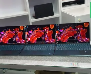 New Laptop Lenovo Yoga Slim 7 16GB Intel Core Ultra 7 SSD 512GB
