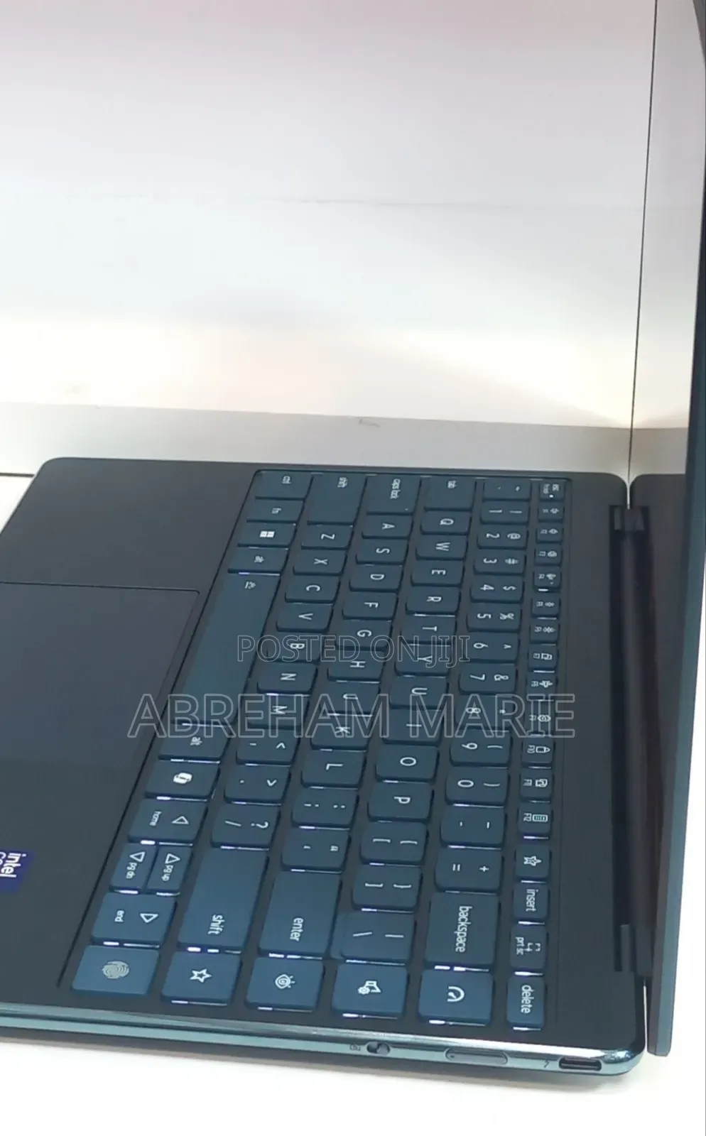 New Laptop Lenovo Yoga 11e 16GB Intel Core Ultra 7 SSD 512GB