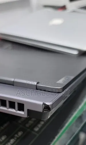 New Laptop Lenovo Legion 5 16GB AMD Ryzen 7 SSD 1T