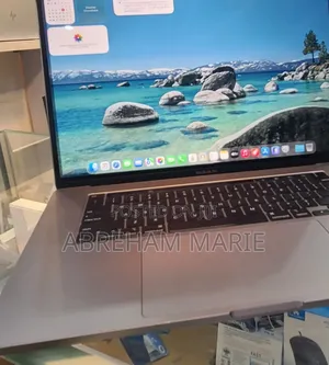 New Laptop Apple MacBook Pro 2019 32GB Intel Core i9 SSD 1T