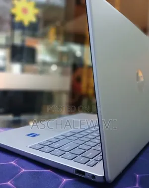 New Laptop HP Stream Notebook 16GB Intel Core i7 SSD 1T