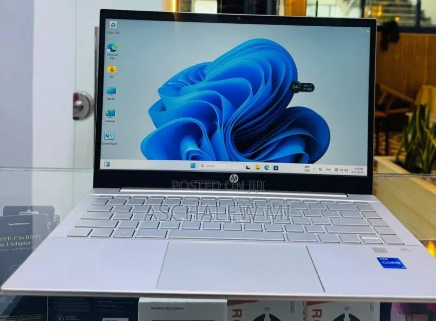 New Laptop HP Stream Notebook 16GB Intel Core i5 SSD 1T