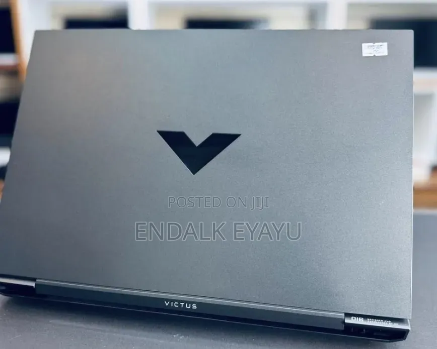New Laptop HP Victus 16 16GB Intel Core i7 SSD 512GB