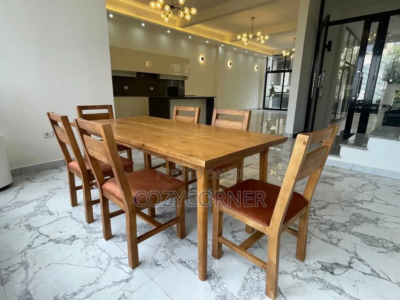Solid-Wood 6 Seater Dining Table With Simplicity. በዋንዛ የተሰራ