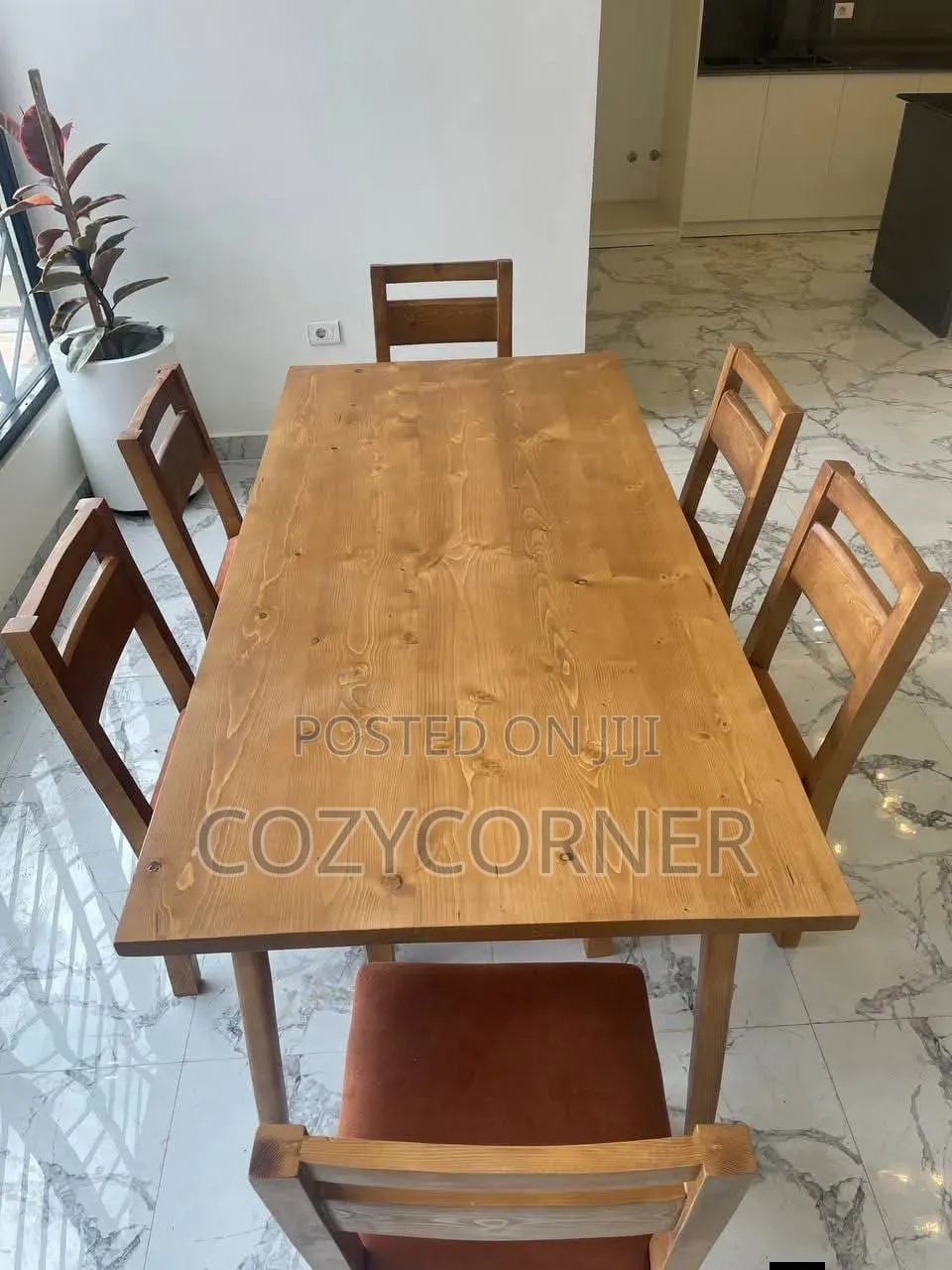 Solid-Wood 6 Seater Dining Table With Simplicity. በዋንዛ የተሰራ