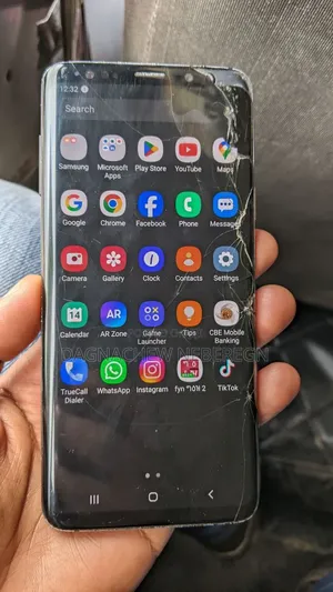 Samsung Galaxy S9 Plus 64 GB Black