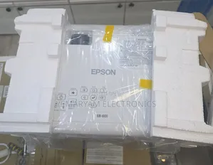 Epson Projector BRAND 8