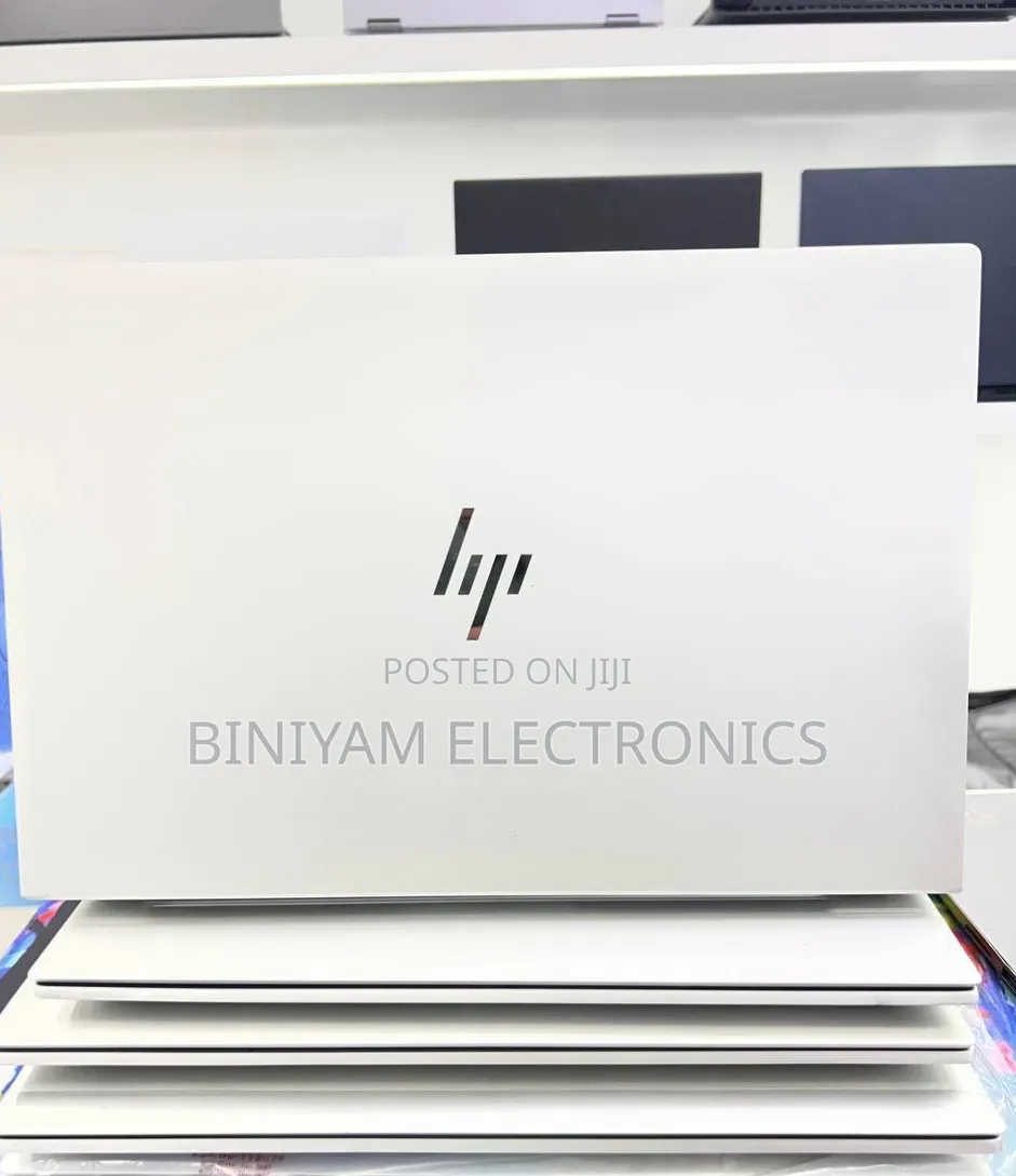 New Laptop HP EliteBook 840 G8 8GB Intel Core i5 SSD 512GB