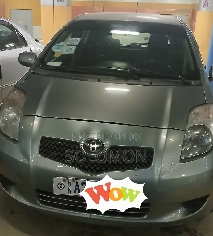 Toyota Vitz 2007 Gray