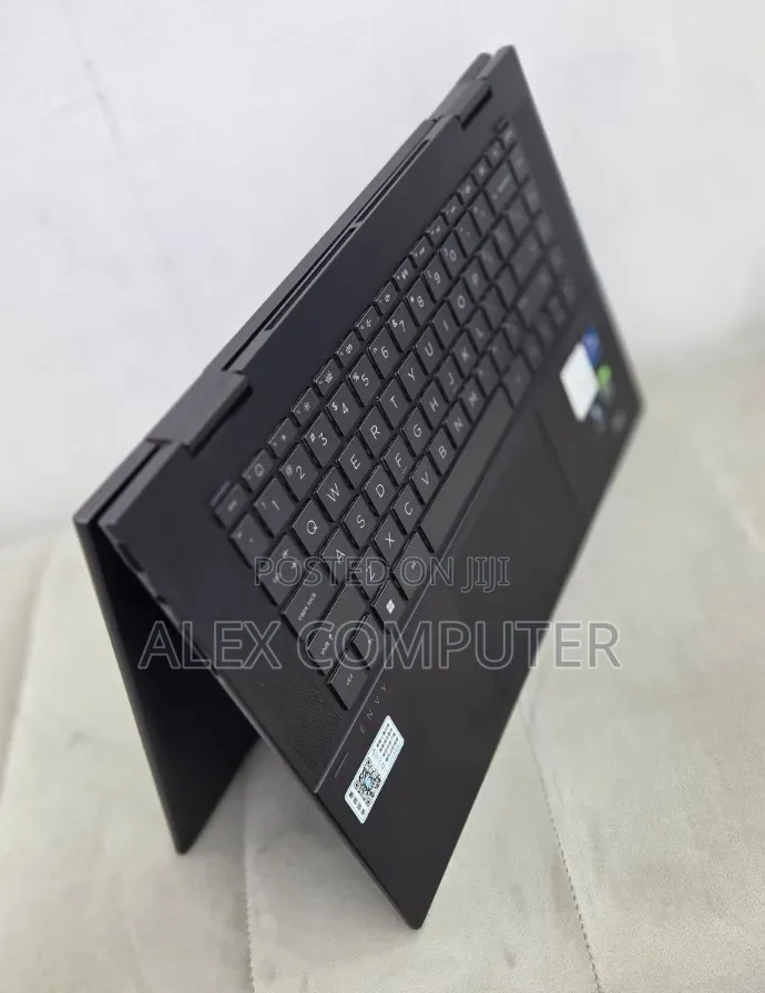 New Laptop HP Envy x360 16GB Intel Core i7 SSD 512GB