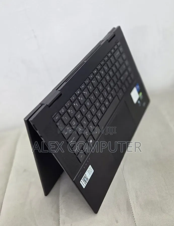 New Laptop HP Envy x360 16GB Intel Core i7 SSD 512GB