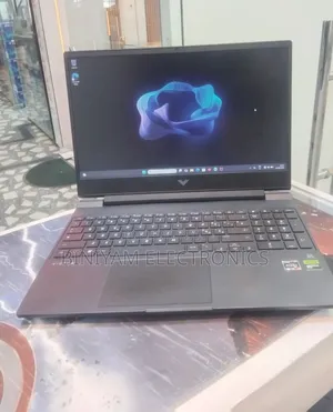 New Laptop HP Victus 16 16GB AMD Ryzen 5 SSD 512GB