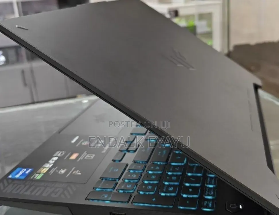 New Laptop Asus TUF Gaming F15 16GB Intel Core i7 SSD 512GB