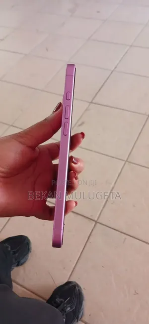 Apple iPhone 16 Plus 128 GB Pink