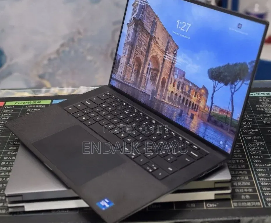 New Laptop Dell Precision 5560 32GB Intel Core i7 SSD 1T