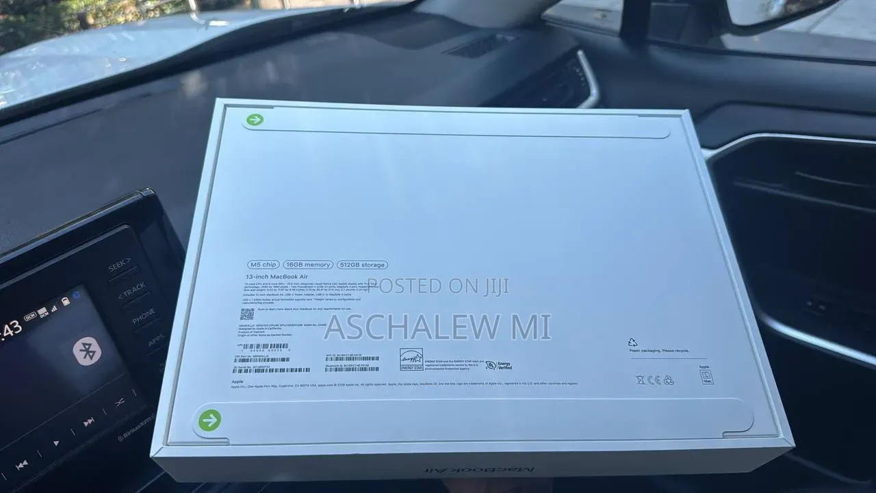 New Laptop Apple MacBook Air 2026 M5 16GB Apple M5 SSD 512GB