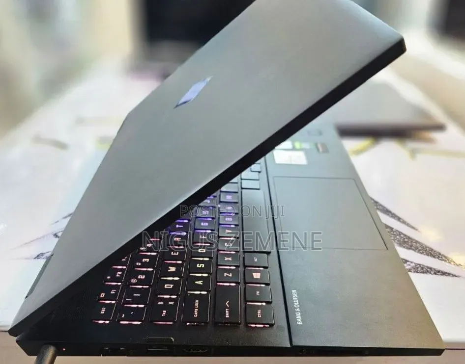 New Laptop HP Omen 15 16GB Intel Core i7 SSD 1T