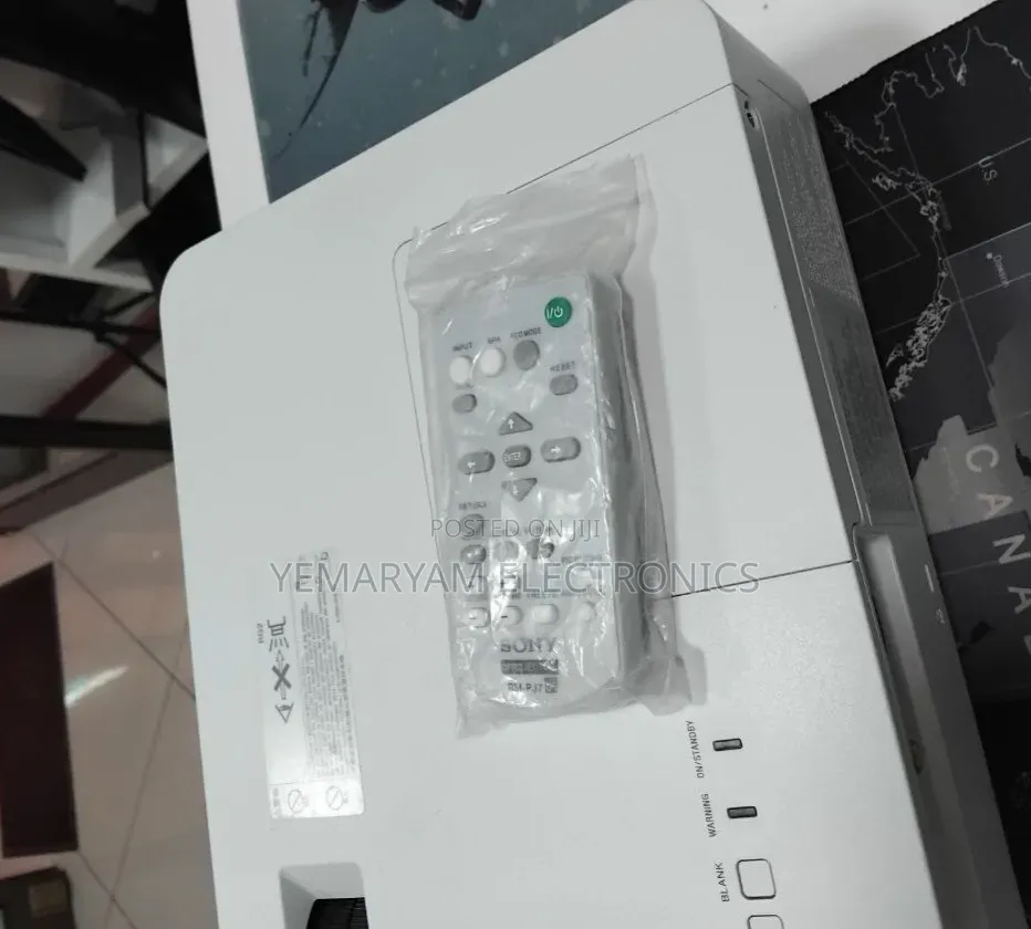 Sony Projector
Model 00