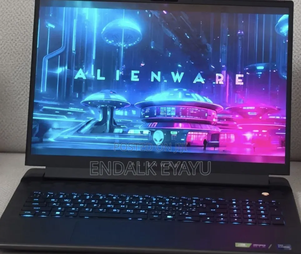 New Laptop Alienware 32GB Intel Core i9 SSD 2T