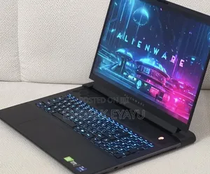 New Laptop Alienware 32GB Intel Core i9 SSD 2T