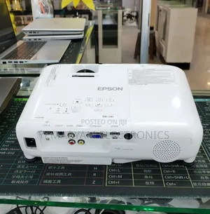Epson Projector 
 
Model Name: EB-S41
 