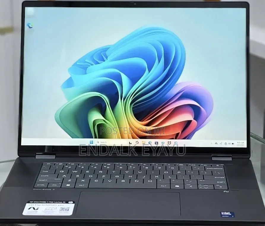 New Laptop HP OmniBook X Flip 16" 16GB Intel Core Ultra 7 SSD 1T