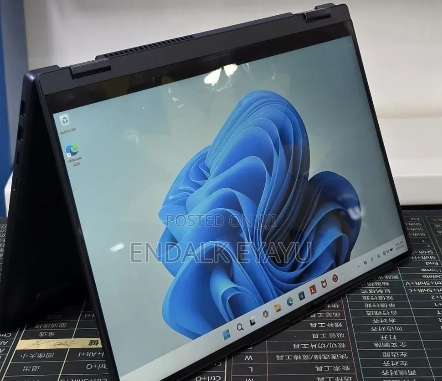 New Laptop Lenovo 32GB Intel Core Ultra 7 SSD 1T