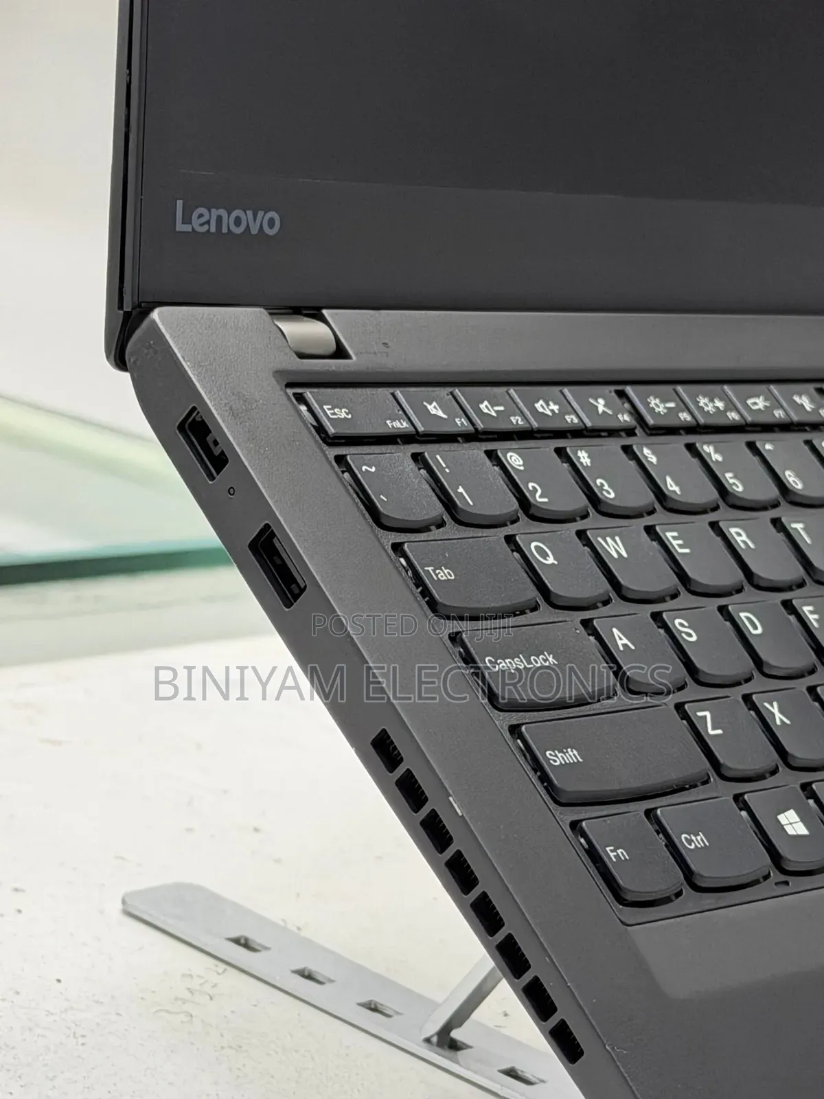 New Laptop Lenovo ThinkPad T470s 8GB Intel Core i5 SSD 512GB