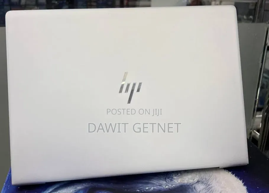 New Laptop HP EliteBook 840 8GB Intel Core i5 SSD 512GB