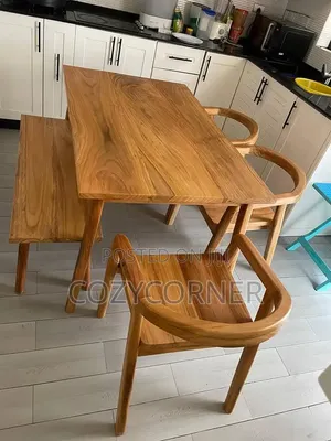 Elegant 5 Seaters Solid Wood Dining Table. የምግብ ጠረጴዛ በዋንዛ የሚሰራ