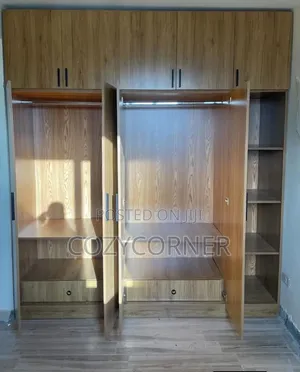 Salient Wardrobe Priced Per Square Meter. ቁምሳጥን በካሬ የሚሰራ