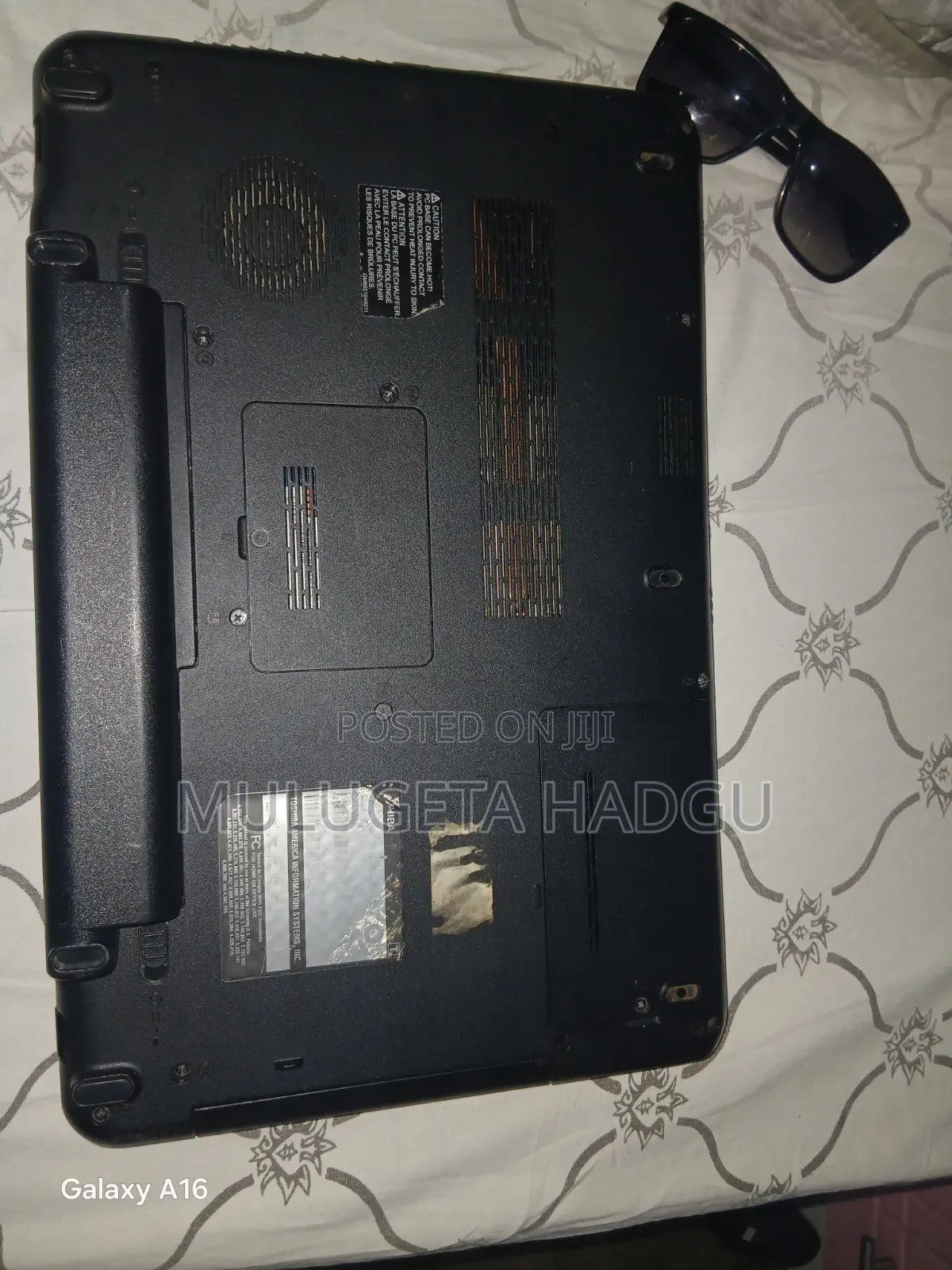 Laptop Toshiba A30 4GB Intel Core i7 HDD 512GB