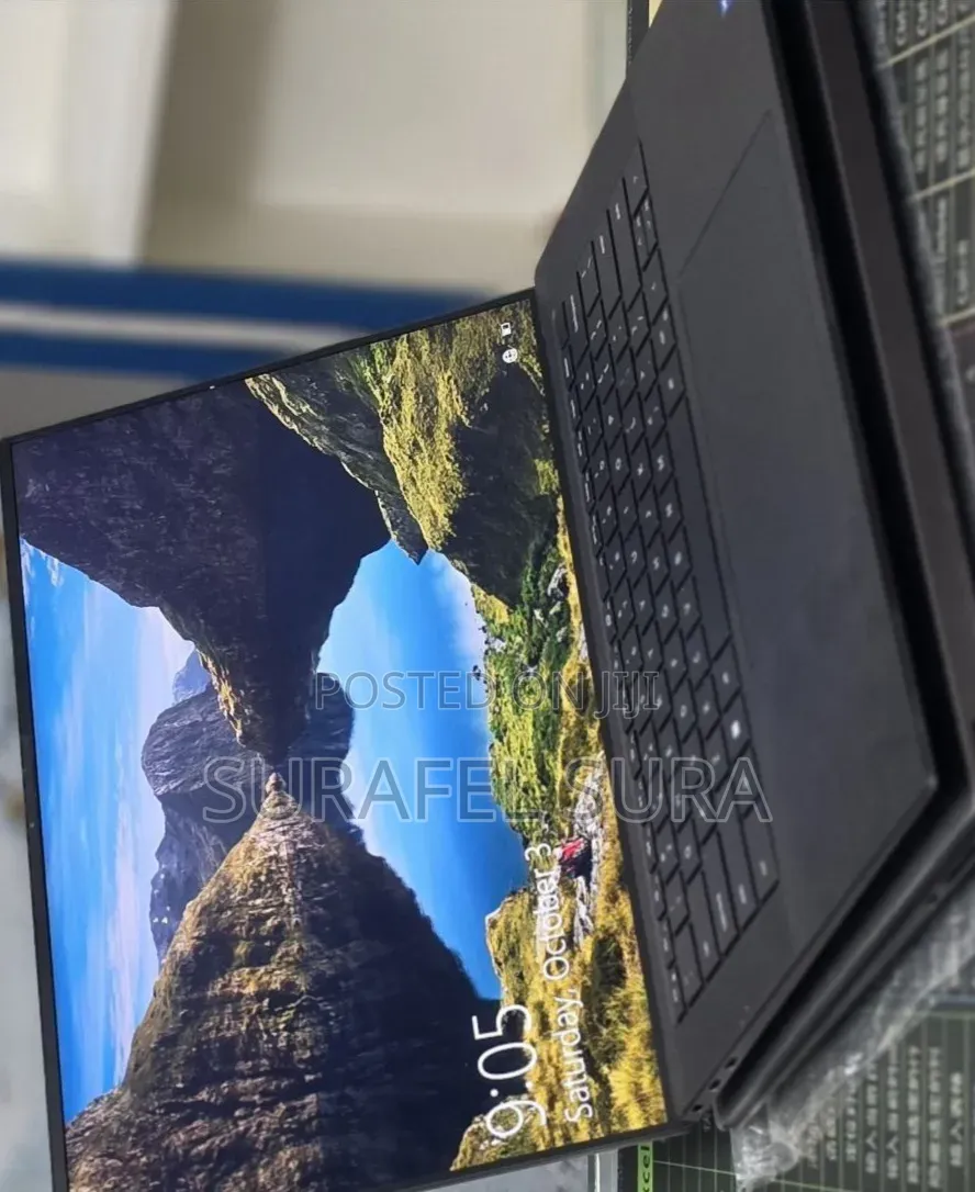 New Laptop Dell Precision 5570 16GB Intel Core i7 SSD 512GB
