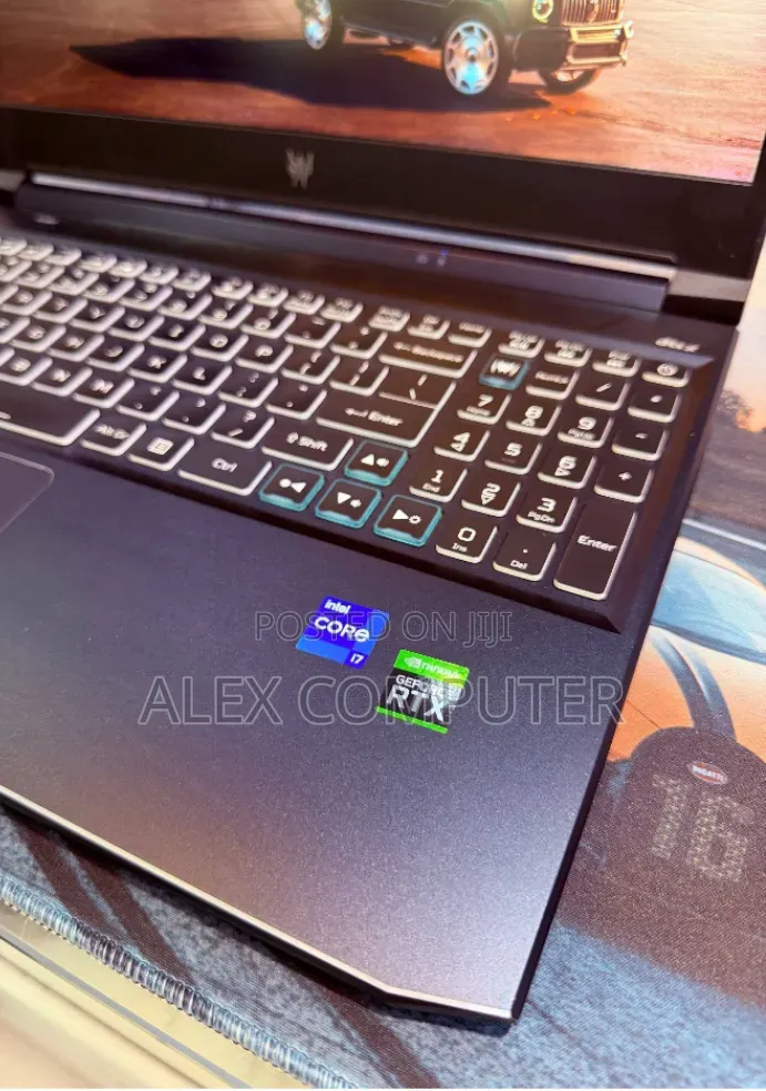 New Laptop Acer Predator Helios 300 16GB Intel Core i7 SSD 512GB