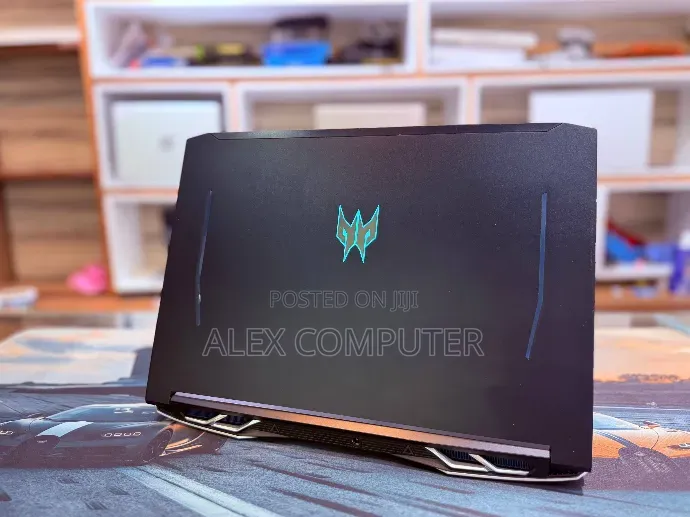 New Laptop Acer Predator Helios 300 16GB Intel Core i7 SSD 512GB