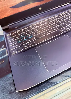 New Laptop Acer Predator Helios 300 16GB Intel Core i7 SSD 512GB