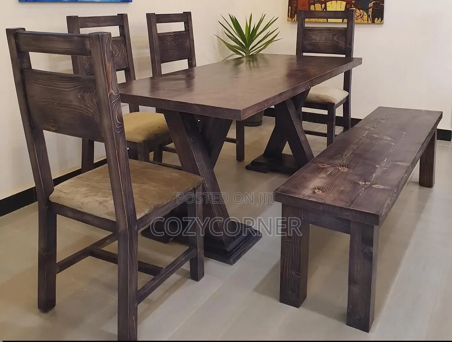 Solid-Wood 6 Seaters Dining Set With Pure Natural Quality. በዋንዛ የሚሰራ