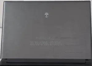 New Laptop Alienware M18 R2 32GB Intel Core i9 SSD 2T
