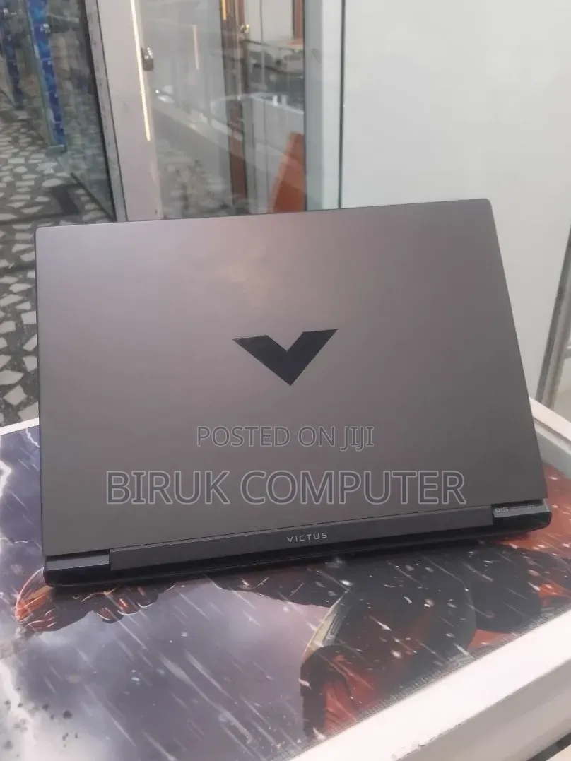 New Laptop HP Victus 16 16GB AMD Ryzen 5 SSD 512GB